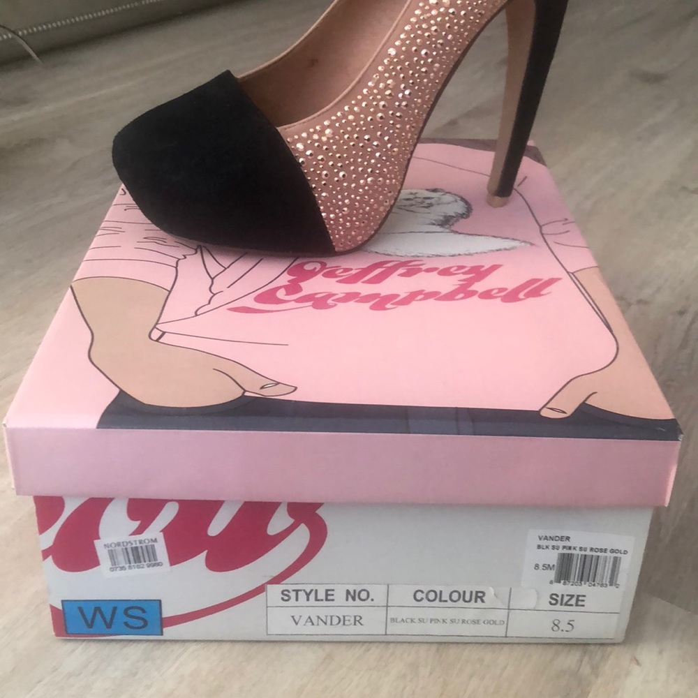 Jeffrey Campbell Vander nude/black heel